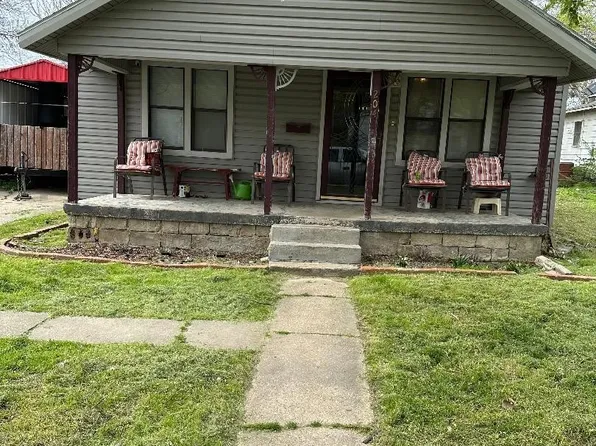 204 N Burgess St, Holdenville, OK 74848