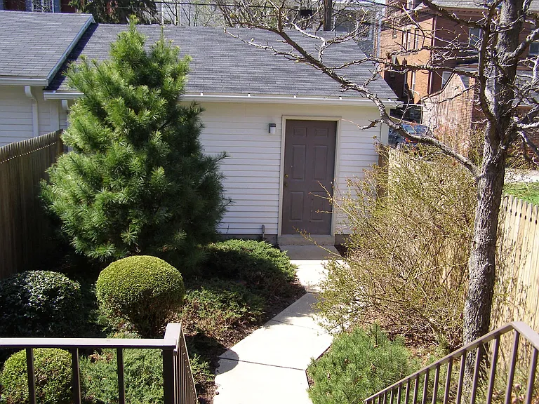 326 Hailman St — Photo 11