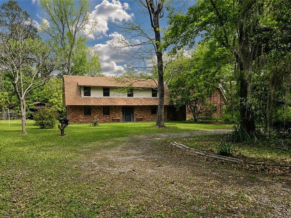 1st image of 40477 Crawford Landing Rd