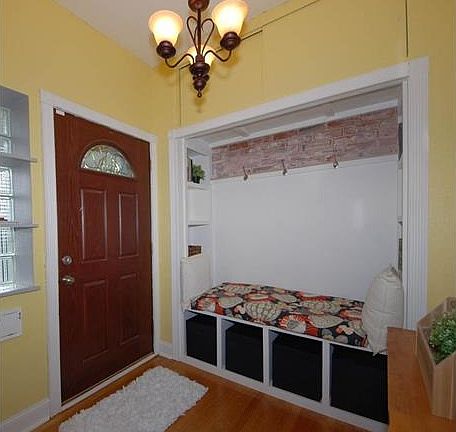3rd image of 4613 Tyrolean Ave
