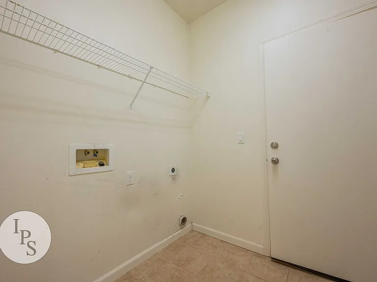 1668 N McPherson Ln — Photo 14