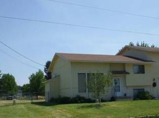 1218 N Arties Rd, Greenacres, WA 99016