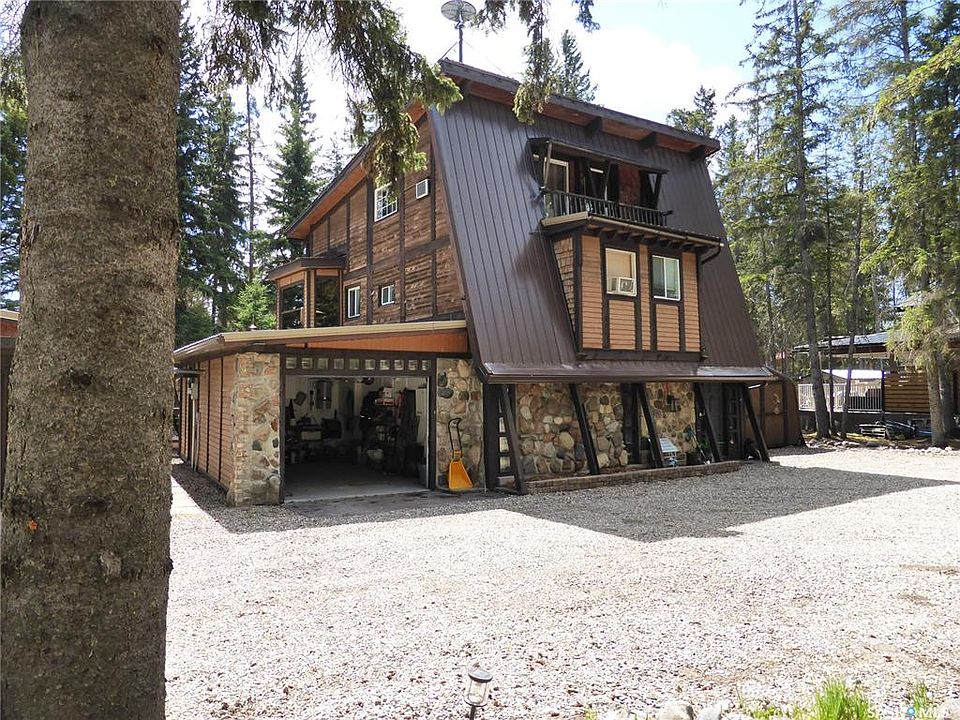 1st image of 144 Oak PLACE