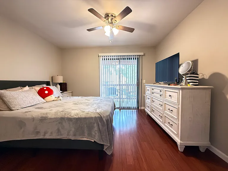 12079 Alta Carmel Ct — Photo 16