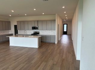 1046 Oakhurst Dr, Dayton, TX 77535