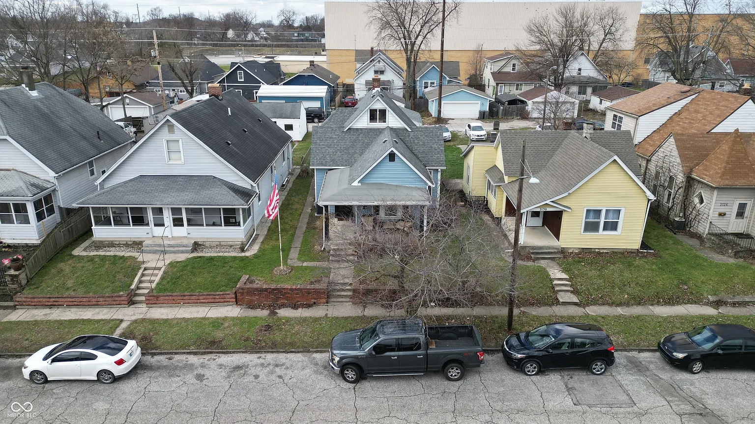 2134 Singleton St photo 1