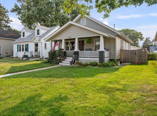 2325 29th St, Moline, IL 61265