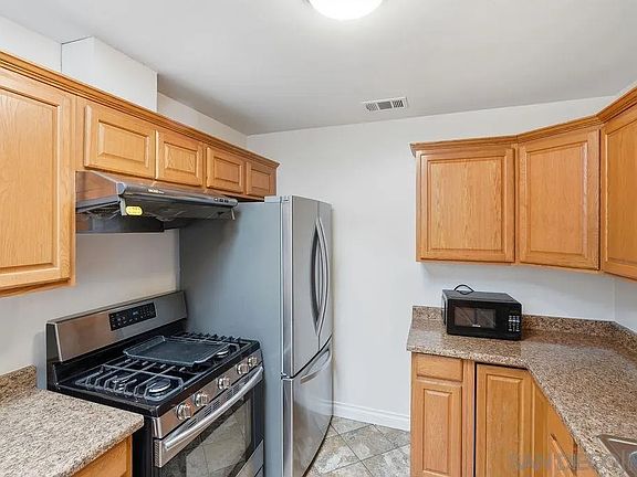 5th image of 3942 Casita Way