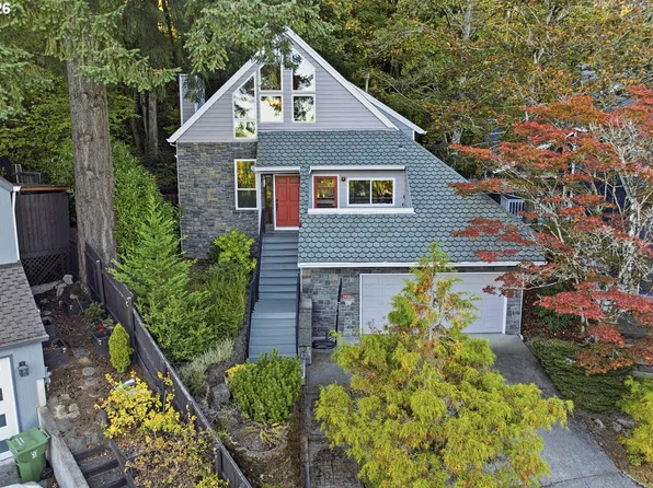 12 Saint Helens Cir, Lake Oswego, OR 97035