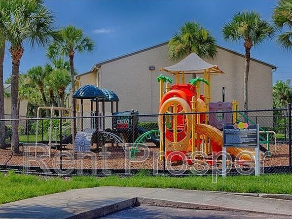 3rd image of 4267 S Semoran Blvd APT 21