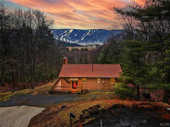 195 Woods Rd, Palmerton, PA 18071