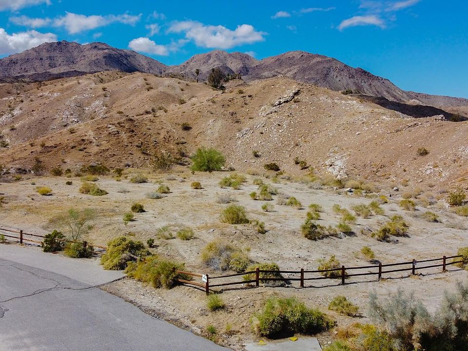 1st image of 47780 Calle De Los Campesinos Rd
