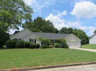 715 Cloverdale Dr, Monroe, GA 30656