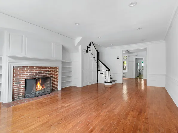 165 Fenimore Street image 2 of 12