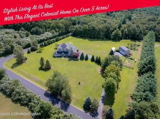 150 Red Oak Dr, Palmerton, PA 18071