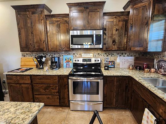 2nd image of 205 Non Pareil Ln