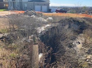 1037 Lawsons Ridge Dr, Nashville, TN 37218