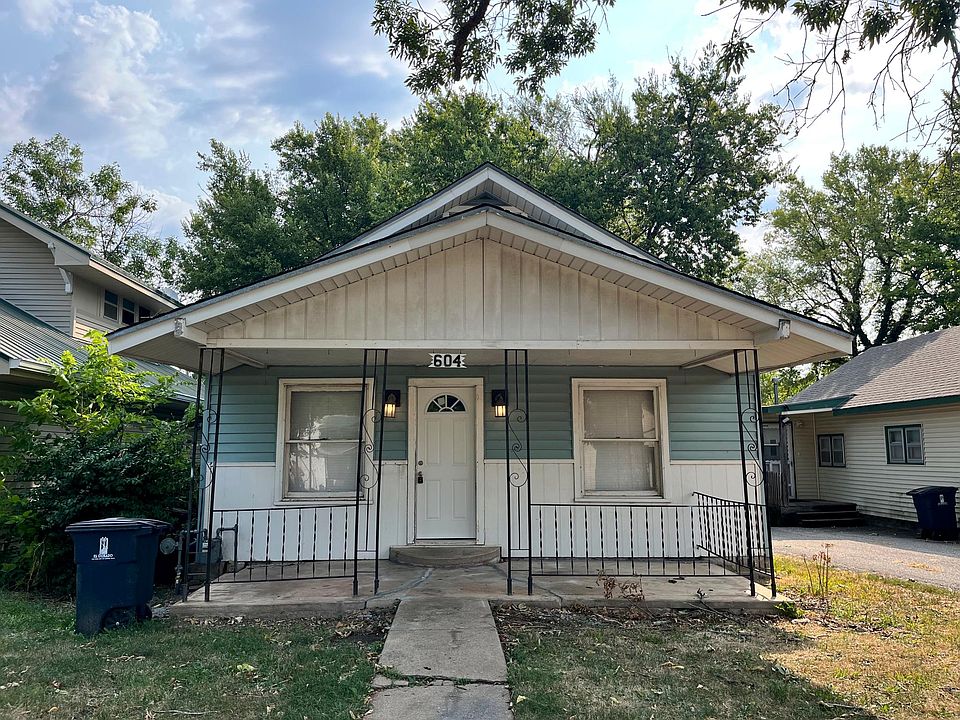 Exterior...great covered porch for sitting!!