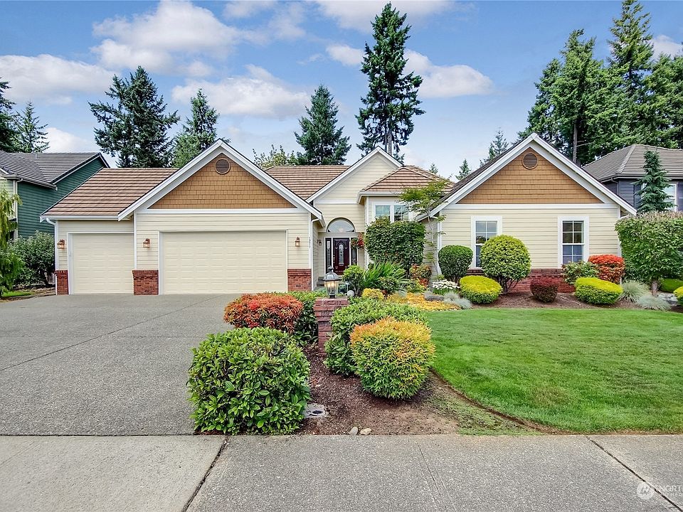 1st image of 13517 152nd Street Ct E
