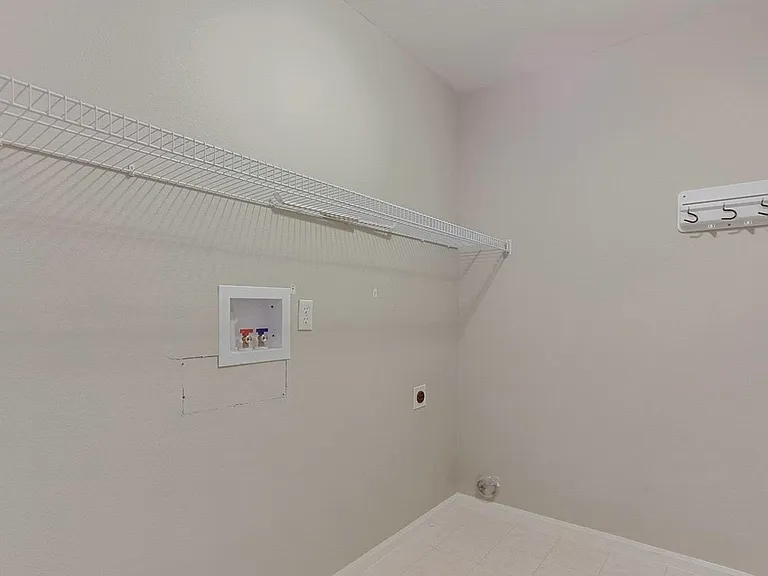 1528 Braewood Ave — Photo 40