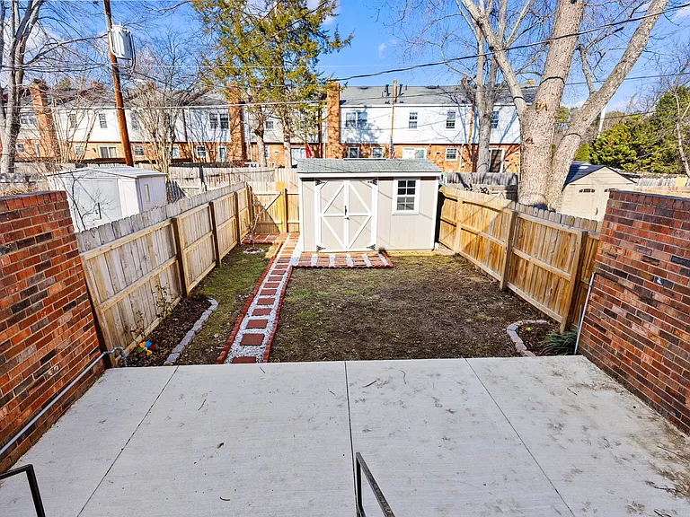 2248 Brightmoor Ct — Photo 31