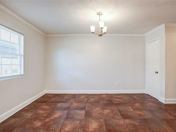 4th image of 5 Sweet Gum Ln