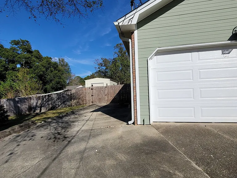 4559 Tradewinds Dr — Photo 10