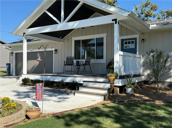 602 NW J St, Bentonville, AR 72712