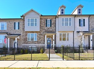 150 Wren Dr, Roswell, GA 30076