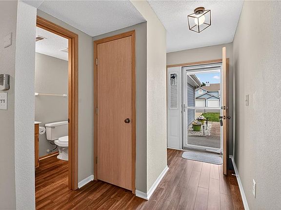 4th image of 5615 NW Plantation Dr #192-C