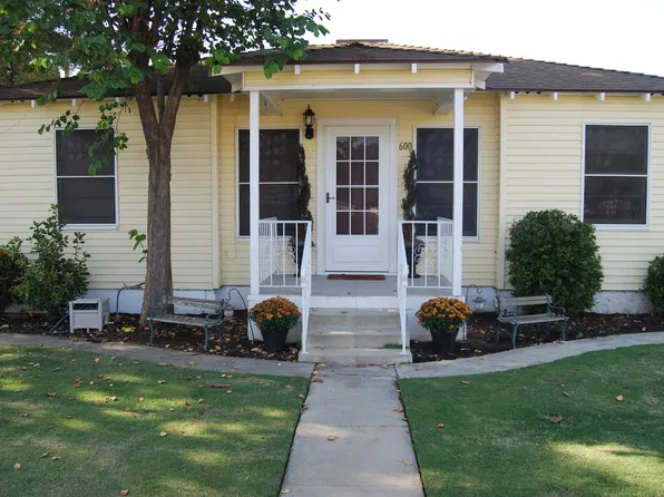 600 Charlana Dr, Bakersfield, CA 93308