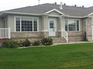 1713 Evergreen Way, West Fargo, ND 58078