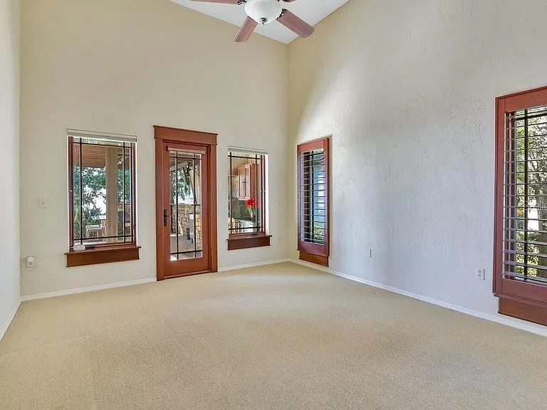 10577 Down Lakeview Cir — Photo 57
