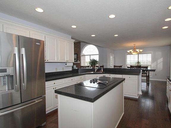 4th image of 1626 W Audubon Blvd