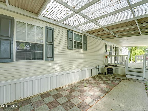 2nd image of 10 Sterling Court