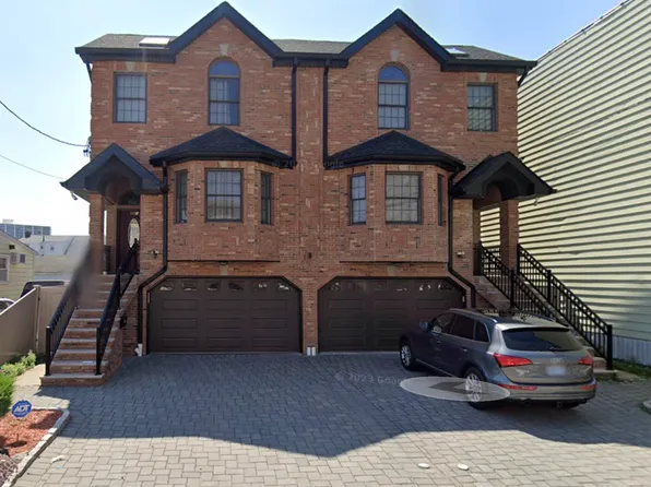 166 Shaler Ave #A, Fairview, NJ 07022