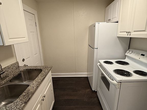 5th image of 1869 29th Ave N