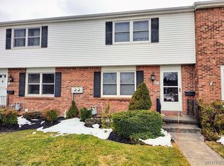 257 Wimbledon Ct, West Seneca, NY 14224