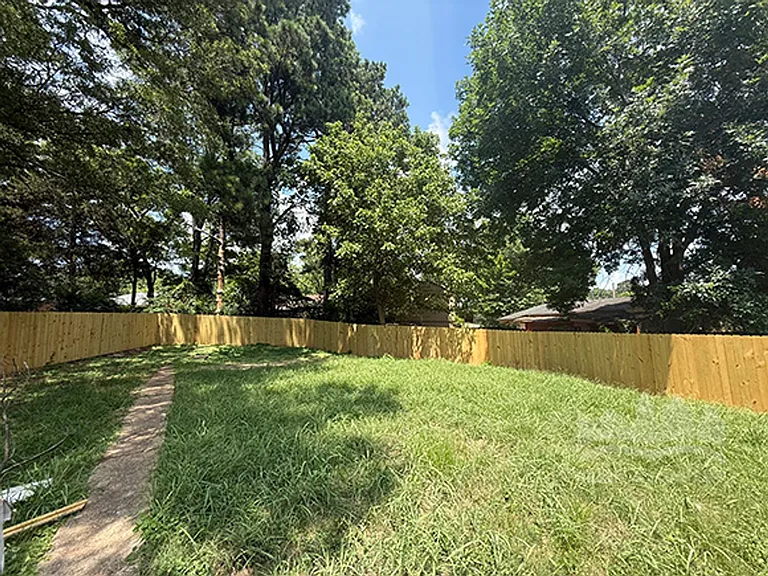 2076 Willow Wood Ave — Photo 13