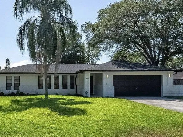 938 Pembroke Ave NE, Palm Bay, FL 32907