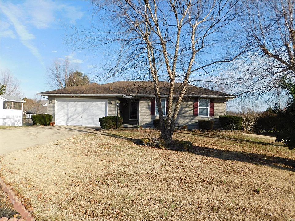 1st image of 114 N Fork Dr
