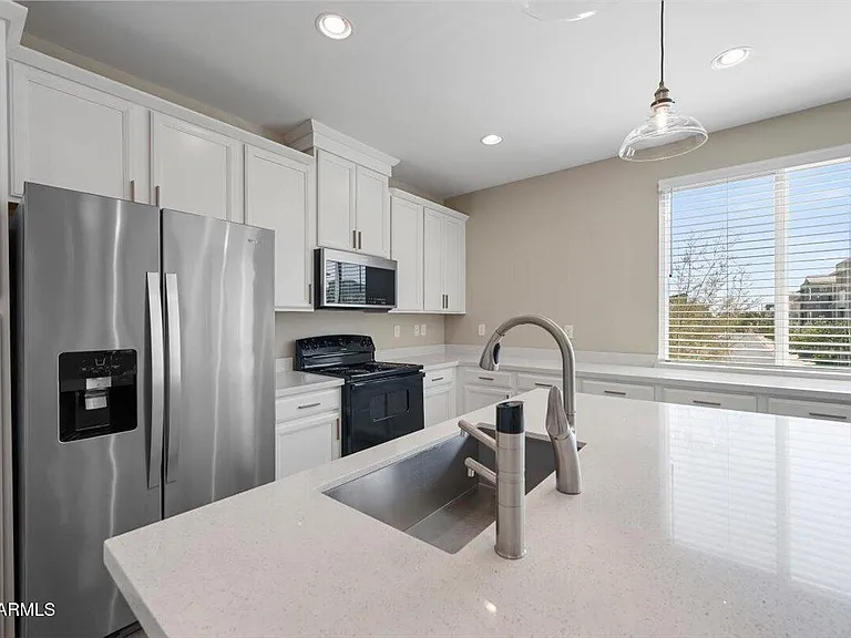 1250 N Abbey Ln #200 — Photo 14