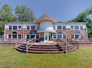 2000 Bloom Ave, Paducah, KY 42003