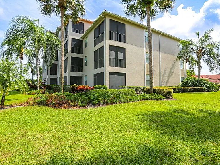 10275 Heritage Bay Blvd #724 — Photo 45