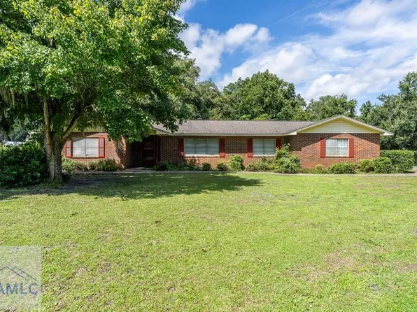 1245 Blythe Island Dr, Brunswick, GA 31523