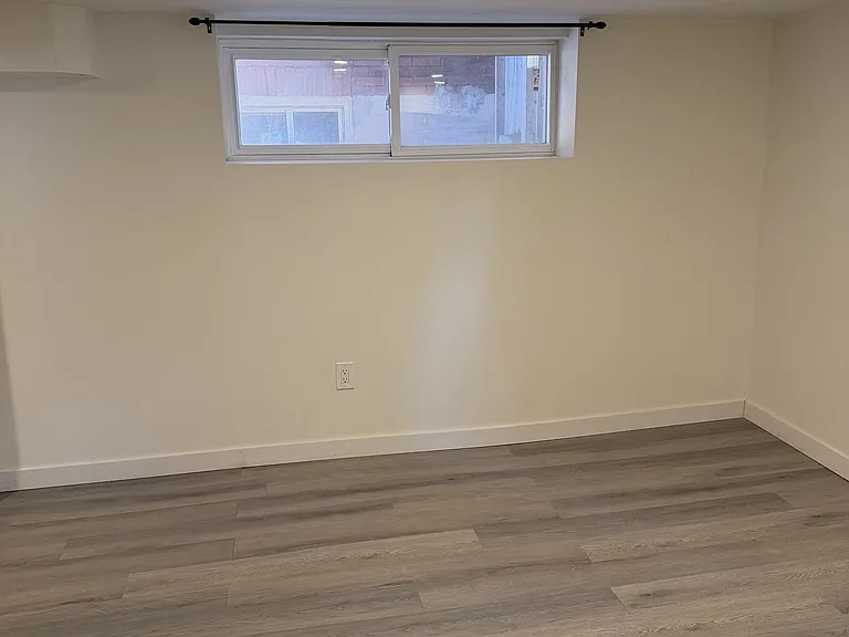 295 Arthur St #4 — Photo 11
