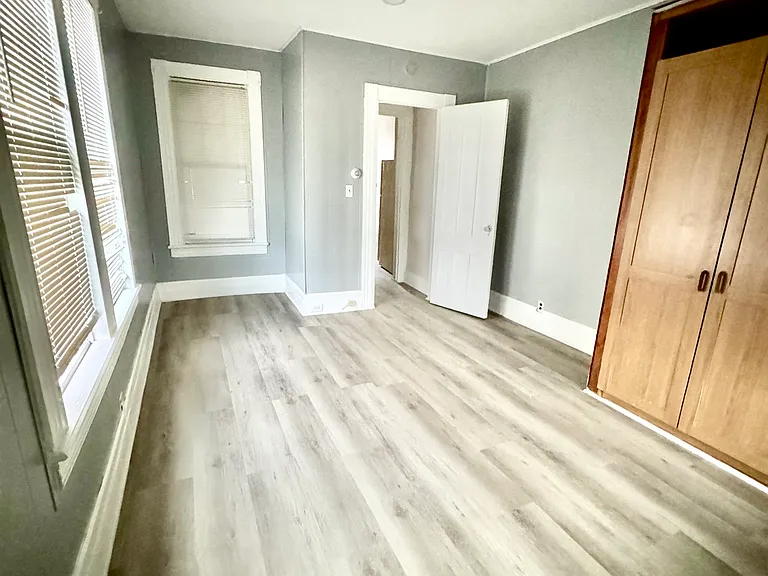 11 Betts Pl — Photo 14
