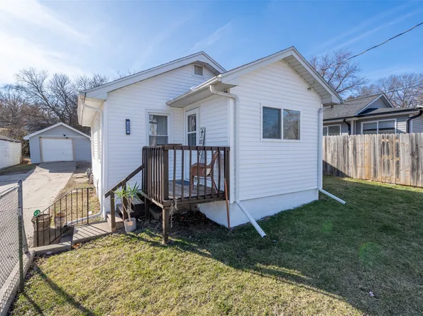 3028 S Union St, Des Moines, IA 50315