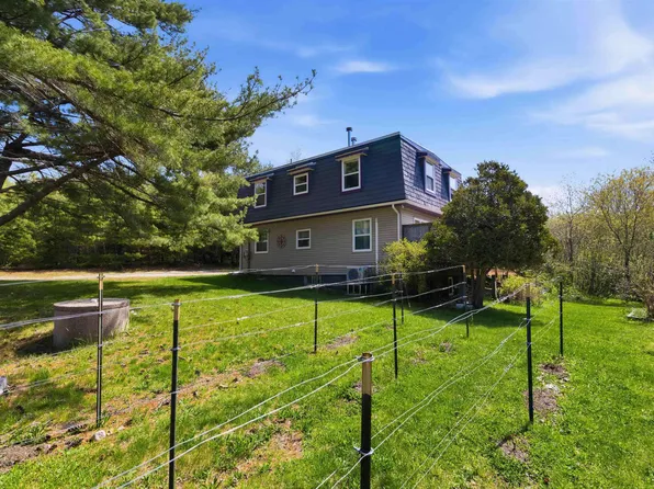 6689 Highway 3, Western Shore, NS B0J 2E0