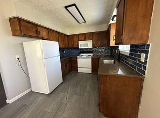 404-406 Arkansas St #404, Lawrence, KS 66044
